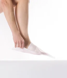 Dynamics plus Knöchelbandage anziehen