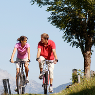 Ontspannen fietsen is een sport die de gewrichten ontziet.