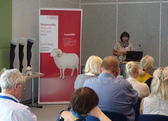 Ofa Lymphexpertin Michaela Lundius vermittelte den Teilnehmern am Ofa Workshop die Grundzüge der lymphologischen Versorgung.