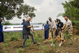 Mit der eigenen Prothesen-Werkstatt kann die Versorgung nachhaltig sichergestellt werden.