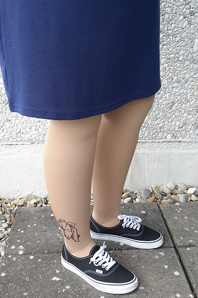 Lastofa Forte Sand mit selbstgestaltetem Tattoo Lastofa Forte Sand mit selbstgestaltetem Tattoo